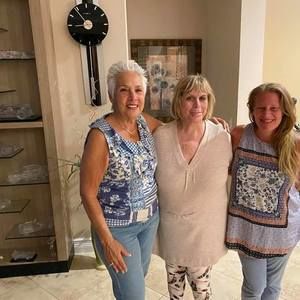 Meet your Posher, Marcia